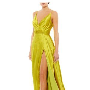 MAC DUGGAL WRAP FRONT PLEATED SATIN CHARTREUSE SATIN GOWN sz 2